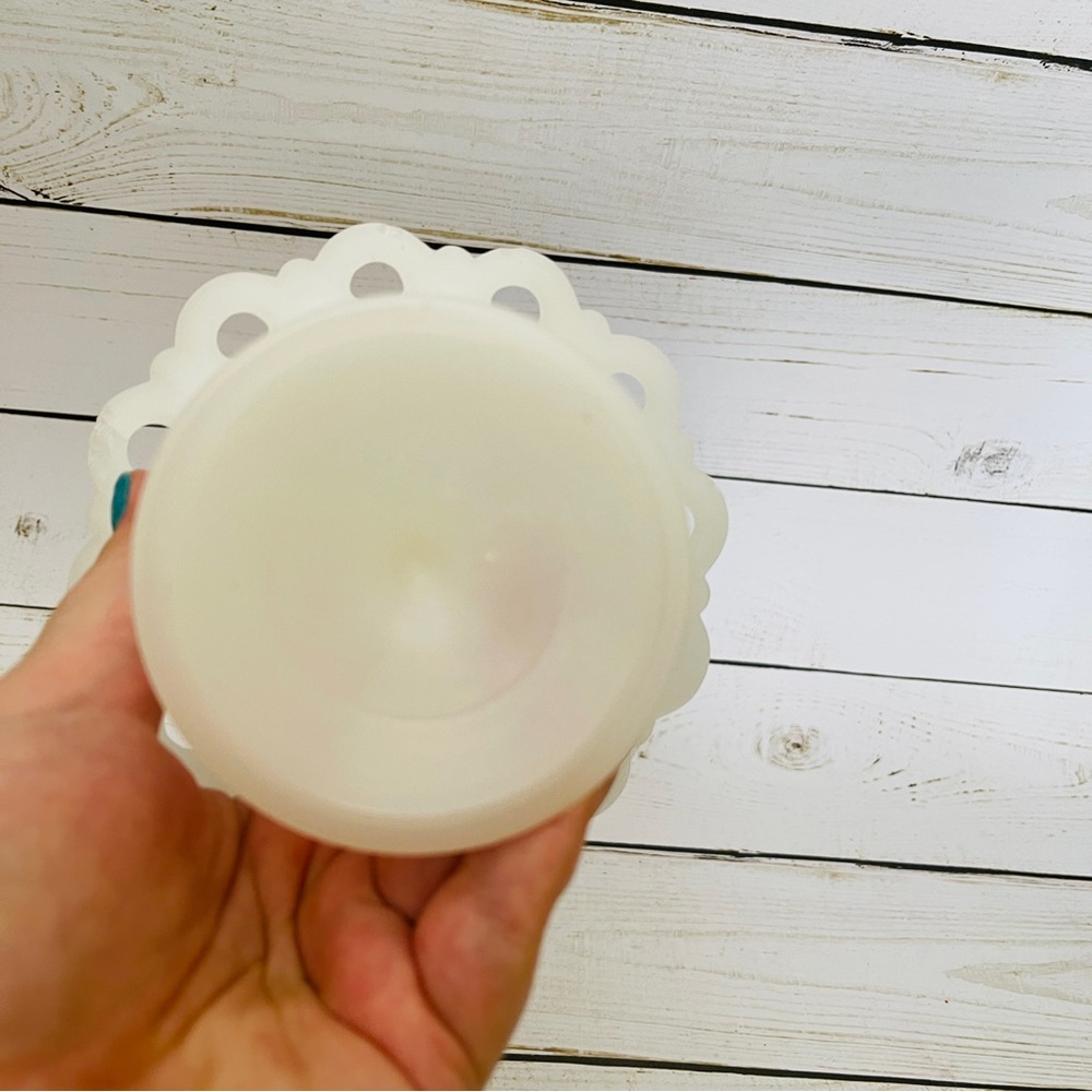 Vintage Milk Glass Scalloped Candy Dish - Picture 5 of 6
